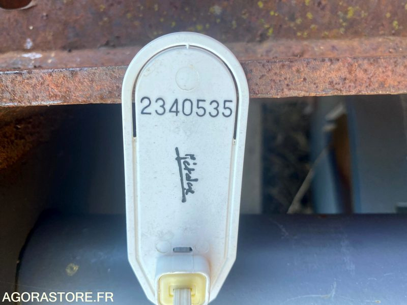 Tablier avec ses fourches MECALAC - Raklapvilla: 4 kép. Tablier avec ses fourches MECALAC - Raklapvilla: 4 kép.