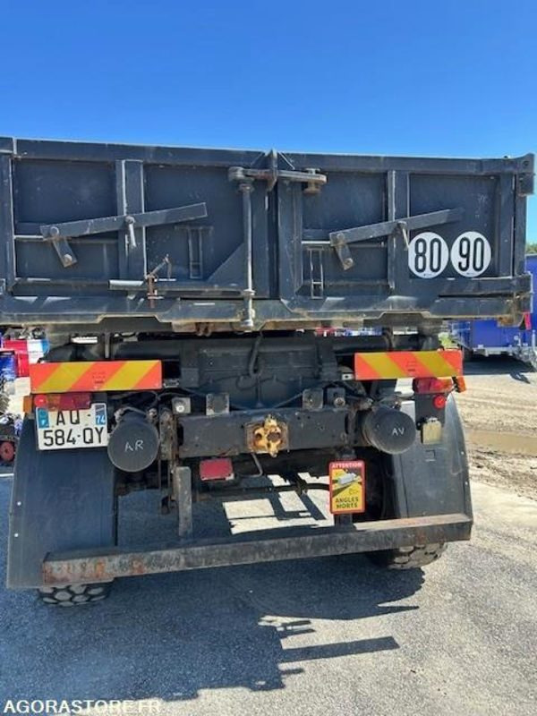 CAMION 4X4 MERCEDES UNIMOG U5000 2009 62289 KM 4667 HEURES - Teherautó: 3 kép. CAMION 4X4 MERCEDES UNIMOG U5000 2009 62289 KM 4667 HEURES - Teherautó: 3 kép.