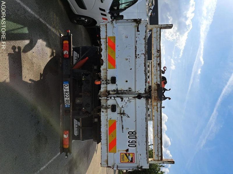 CAMION BENNE GRUE IVECO - 2014 / 240742 KM - Teherautó: 3 kép. CAMION BENNE GRUE IVECO - 2014 / 240742 KM - Teherautó: 3 kép.
