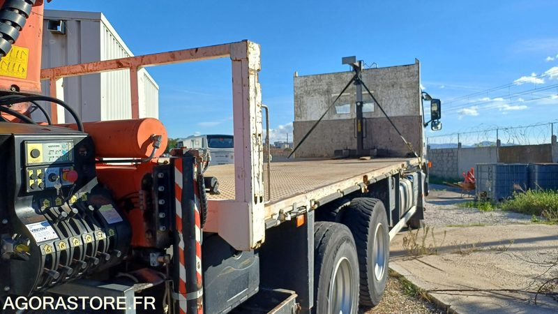 Camion-grue Volvo - 2008 - 381145 kms (33179/FT-403-JH) - Teherautó: 5 kép. Camion-grue Volvo - 2008 - 381145 kms (33179/FT-403-JH) - Teherautó: 5 kép.