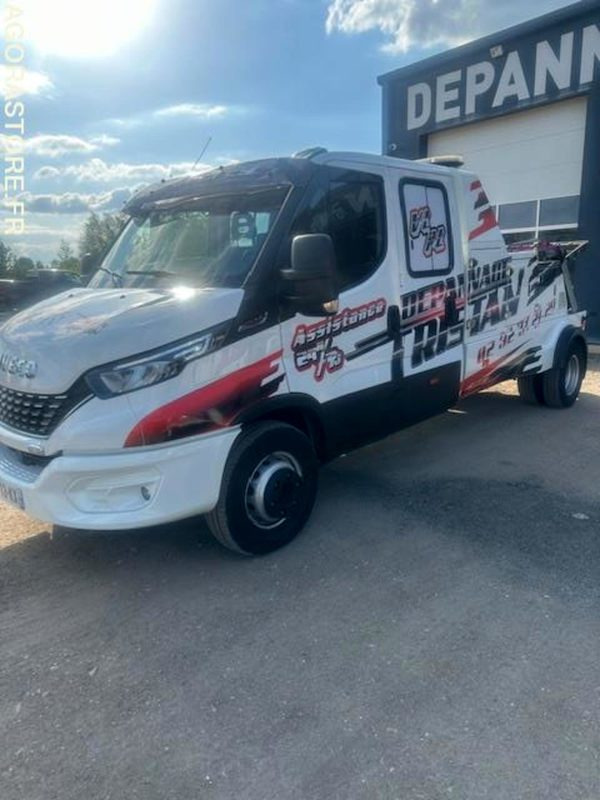 Iveco Dépanneuse Jigé International - 2021 - 205 000 KM - Teherautó: 1 kép. Iveco Dépanneuse Jigé International - 2021 - 205 000 KM - Teherautó: 1 kép.