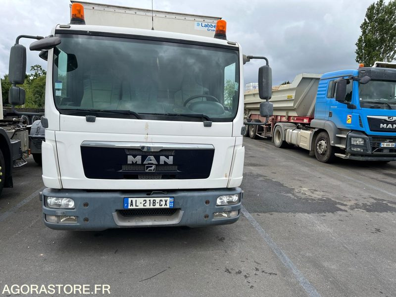 MAN TGL 8.180 4X2 BB - Teherautó: 1 kép. MAN TGL 8.180 4X2 BB - Teherautó: 1 kép.