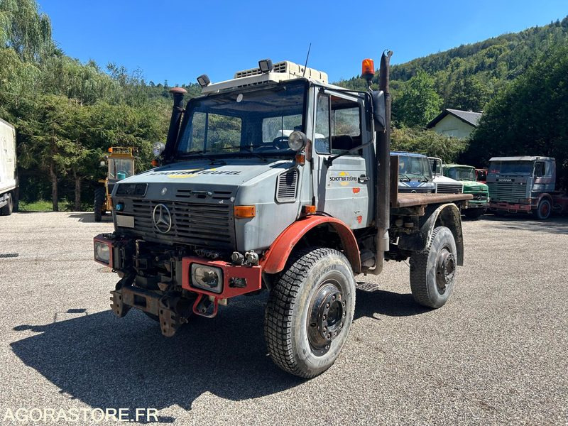 MERCEDES UNIMOG 425 -1985 - 196000km - Teherautó: 1 kép. MERCEDES UNIMOG 425 -1985 - 196000km - Teherautó: 1 kép.