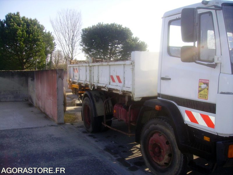Mercedes 1314 benne - Teherautó: 5 kép. Mercedes 1314 benne - Teherautó: 5 kép.