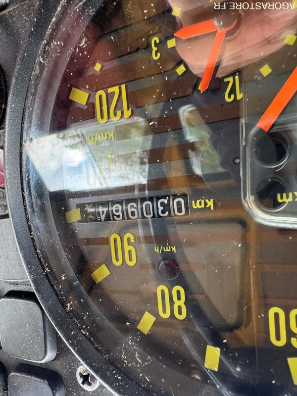 Mercedes Benz UNIMOG 1000 - 1982 - 30960kms - Teherautó: 5 kép. Mercedes Benz UNIMOG 1000 - 1982 - 30960kms - Teherautó: 5 kép.