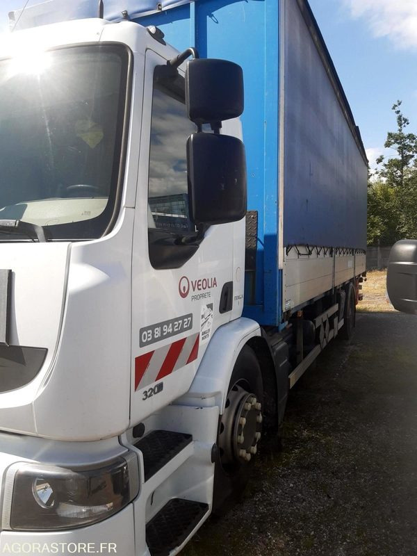 PORTEUR SAVOYARDE HAYON DHOLLANDIA (R51572) - RENAULT PREMIUM - 2008 - 542870 Km - Teherautó: 2 kép. PORTEUR SAVOYARDE HAYON DHOLLANDIA (R51572) - RENAULT PREMIUM - 2008 - 542870 Km - Teherautó: 2 kép.