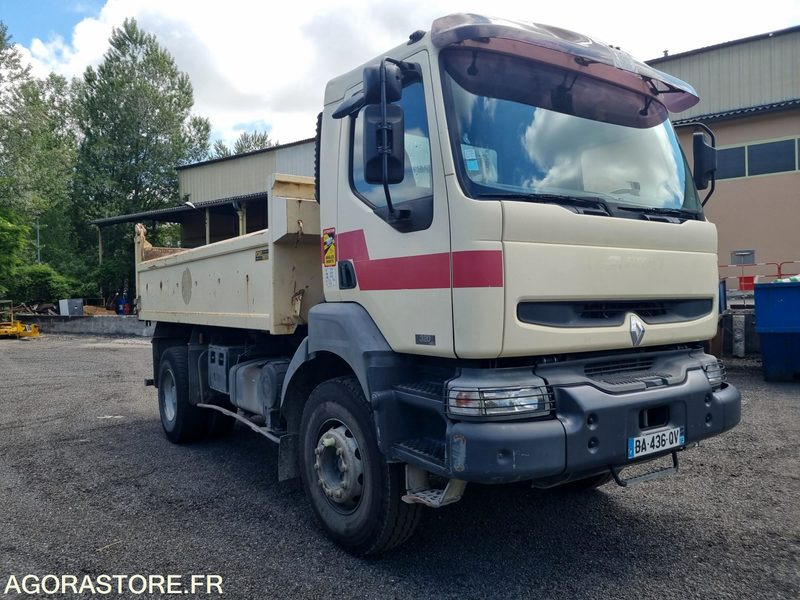 RENAULT 4x2 - KERAX 320 DCI BIBENNE GRAVILLONNEUR - 2006 / 331670 KM - Teherautó: 2 kép. RENAULT 4x2 - KERAX 320 DCI BIBENNE GRAVILLONNEUR - 2006 / 331670 KM - Teherautó: 2 kép.
