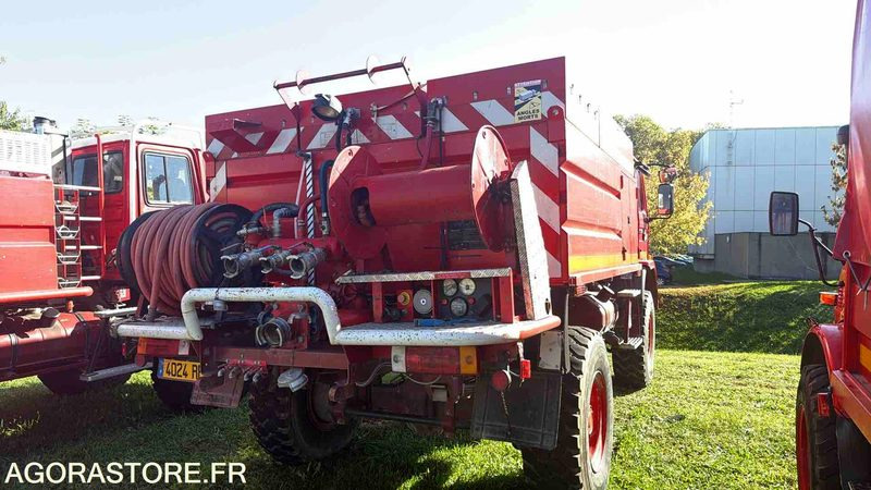 RENAULT TRUCKS M180 - 31152KM - 1997 - Teherautó: 3 kép. RENAULT TRUCKS M180 - 31152KM - 1997 - Teherautó: 3 kép.