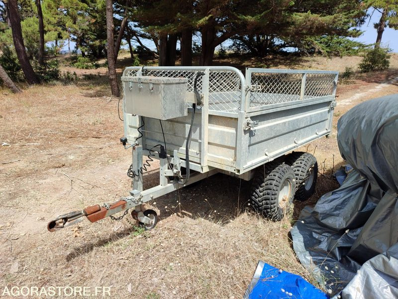 Remorque Quad - Teherautó: 3 kép. Remorque Quad - Teherautó: 3 kép.