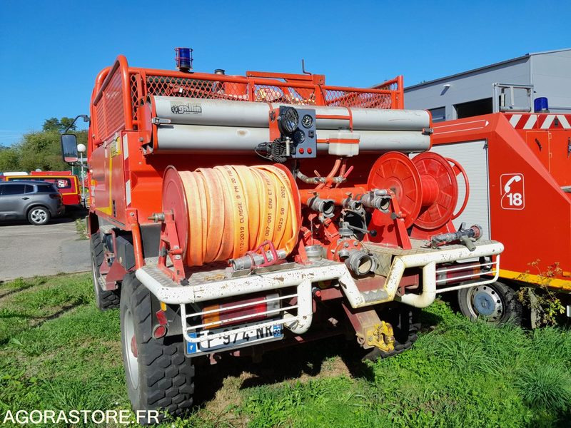 Renault Camion Citerne - 1994 - 49000kms - FP974NR - Teherautó: 4 kép. Renault Camion Citerne - 1994 - 49000kms - FP974NR - Teherautó: 4 kép.