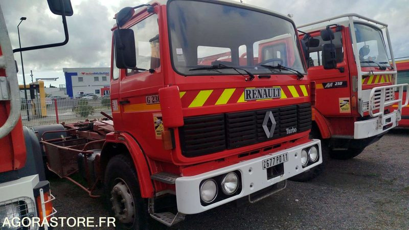 Renault G230 - 1989 - Teherautó: 1 kép. Renault G230 - 1989 - Teherautó: 1 kép.