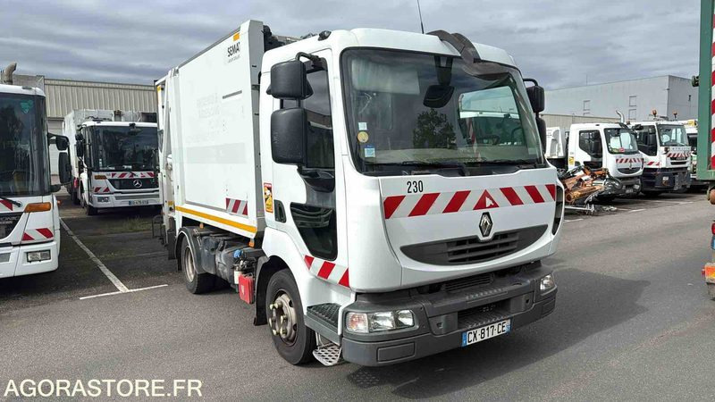 Renault - MIDLUM220 dxi - 2013 - 195522KMS - CX817CE - Teherautó: 2 kép. Renault - MIDLUM220 dxi - 2013 - 195522KMS - CX817CE - Teherautó: 2 kép.