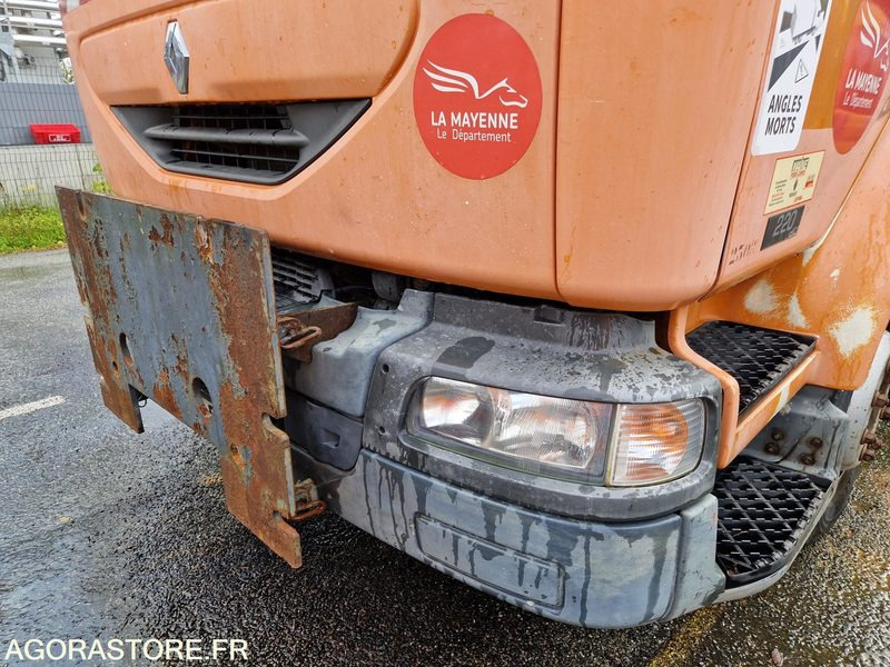 Renault Midlum -183462- 2002 - BB063TT - Teherautó: 5 kép. Renault Midlum -183462- 2002 - BB063TT - Teherautó: 5 kép.