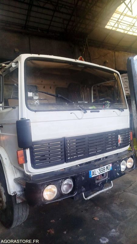 Renault Poids lourd G230 - 1985 - 564616KM - Teherautó: 1 kép. Renault Poids lourd G230 - 1985 - 564616KM - Teherautó: 1 kép.