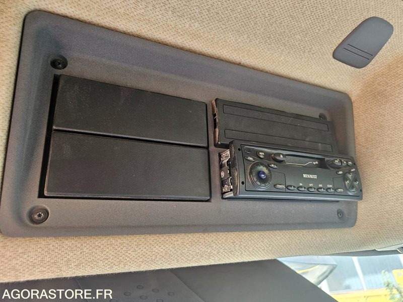 Teherautó Renault premium - 2007 - 729021km - 9138XD76: 16 kép.