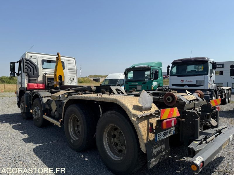 VOLVO FM12 380 - 2004 - 636 982 - Teherautó: 3 kép. VOLVO FM12 380 - 2004 - 636 982 - Teherautó: 3 kép.
