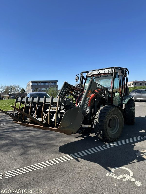 Tracteur Reform Mounty 100 V - Traktor: 1 kép. Tracteur Reform Mounty 100 V - Traktor: 1 kép.