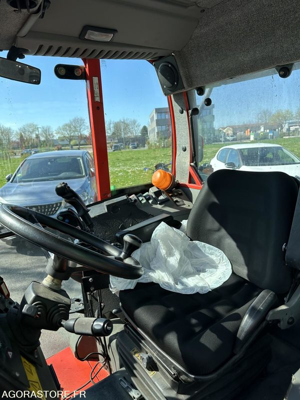Tracteur Reform Mounty 100 V - Traktor: 3 kép. Tracteur Reform Mounty 100 V - Traktor: 3 kép.