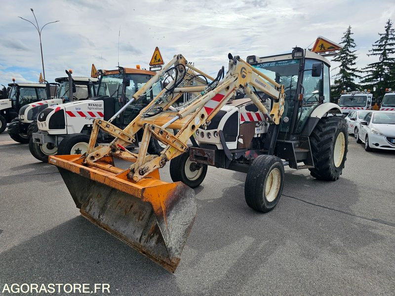 Tracteur Renault ergos 436 - 7567PS10 - Traktor: 1 kép. Tracteur Renault ergos 436 - 7567PS10 - Traktor: 1 kép.