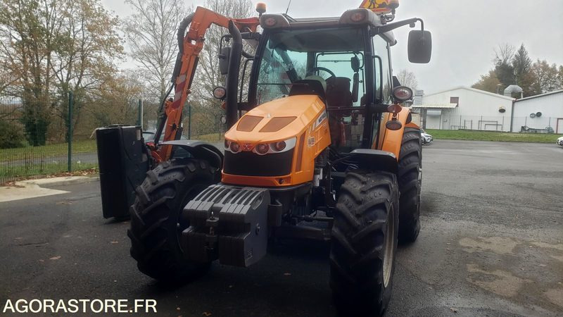 Tracteur agricole Massey Fergusson 79CV année 2015 avec épareuse SMA LYNX 2453 - Traktor: 4 kép. Tracteur agricole Massey Fergusson 79CV année 2015 avec épareuse SMA LYNX 2453 - Traktor: 4 kép.