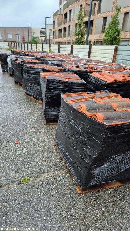 Tuiles Romane Coverland et Sans Super Romane 81 Damiatte - Szerszám/ Felszerelés: 2 kép. Tuiles Romane Coverland et Sans Super Romane 81 Damiatte - Szerszám/ Felszerelés: 2 kép.