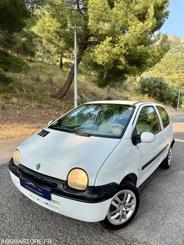 Twingo 1.2 Expression - 2003 - Autó: 1 kép. Twingo 1.2 Expression - 2003 - Autó: 1 kép.