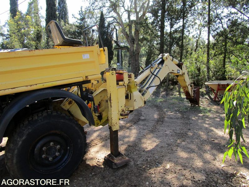 Unimog U140 - 1994 - 115 000km - TRES BON ETAT - Kotrórakodó: 4 kép. Unimog U140 - 1994 - 115 000km - TRES BON ETAT - Kotrórakodó: 4 kép.