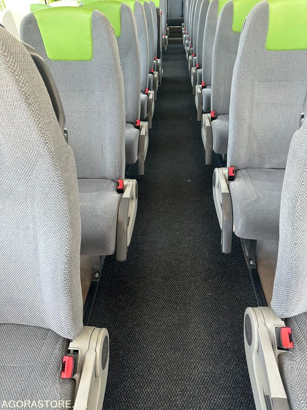 VDL Futura FHD2 129 - 2021 - 685000Kms - Távolsági busz: 5 kép. VDL Futura FHD2 129 - 2021 - 685000Kms - Távolsági busz: 5 kép.