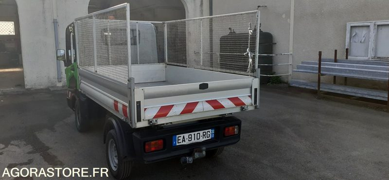 VEHICULE ELECTRIQUE GOUPIL G5 LITHIUM - Elektromos kishaszonjármű: 5 kép. VEHICULE ELECTRIQUE GOUPIL G5 LITHIUM - Elektromos kishaszonjármű: 5 kép.