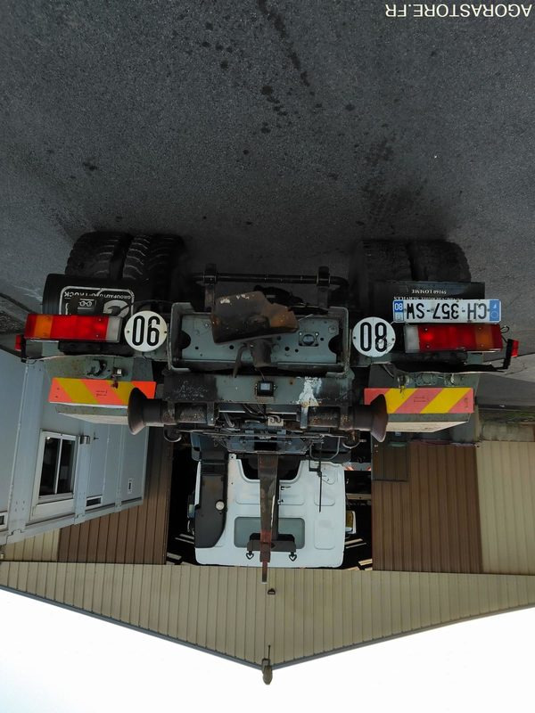 Camion ampliroll 19 t (CH357SW) - Horgos rakodó teherautó: 3 kép. Camion ampliroll 19 t (CH357SW) - Horgos rakodó teherautó: 3 kép.