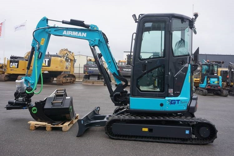 Airman AX33U-7 *Omgående Leverans* - Minikotró: 2 kép. Airman AX33U-7 *Omgående Leverans* - Minikotró: 2 kép.