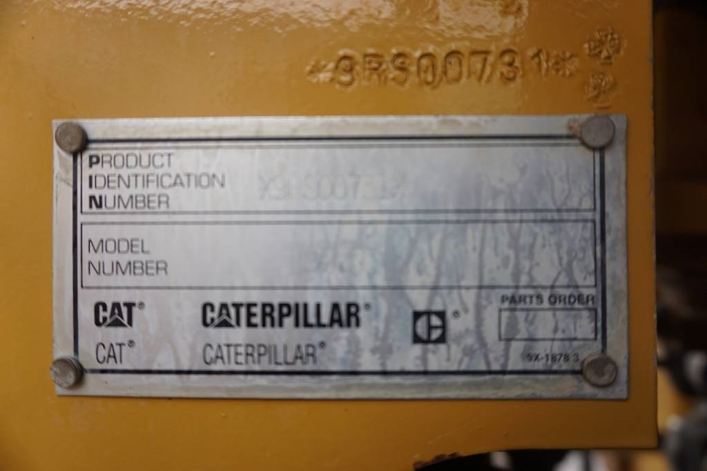 Gumikerekes homlokrakodó CAT 966 G I: 17 kép. Gumikerekes homlokrakodó CAT 966 G I: 17 kép.