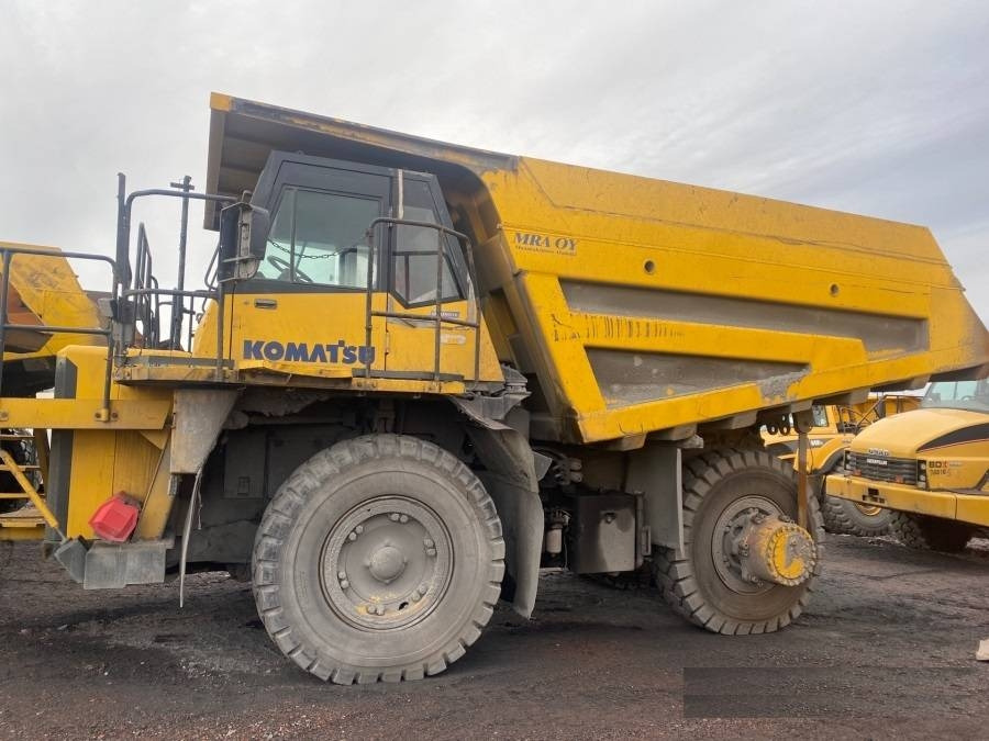 Komatsu HD405-7 - Bánya teherautó: 5 kép. Komatsu HD405-7 - Bánya teherautó: 5 kép.