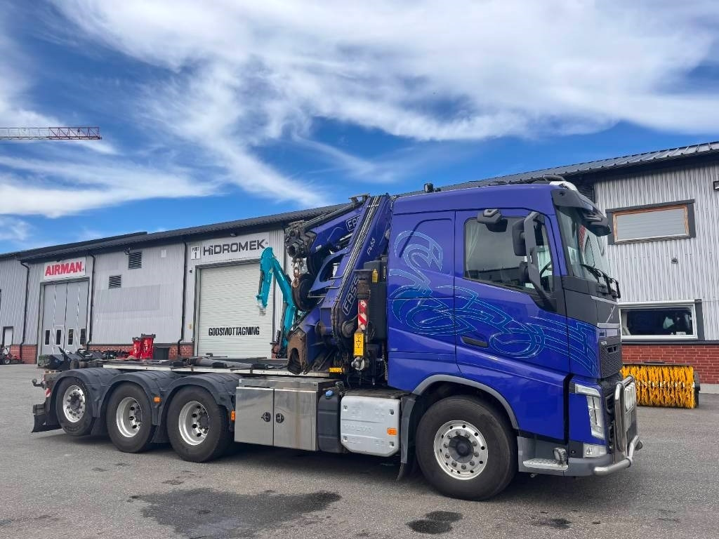 Volvo FH550 Kranväxlare - Nyergesvontató: 1 kép. Volvo FH550 Kranväxlare - Nyergesvontató: 1 kép.