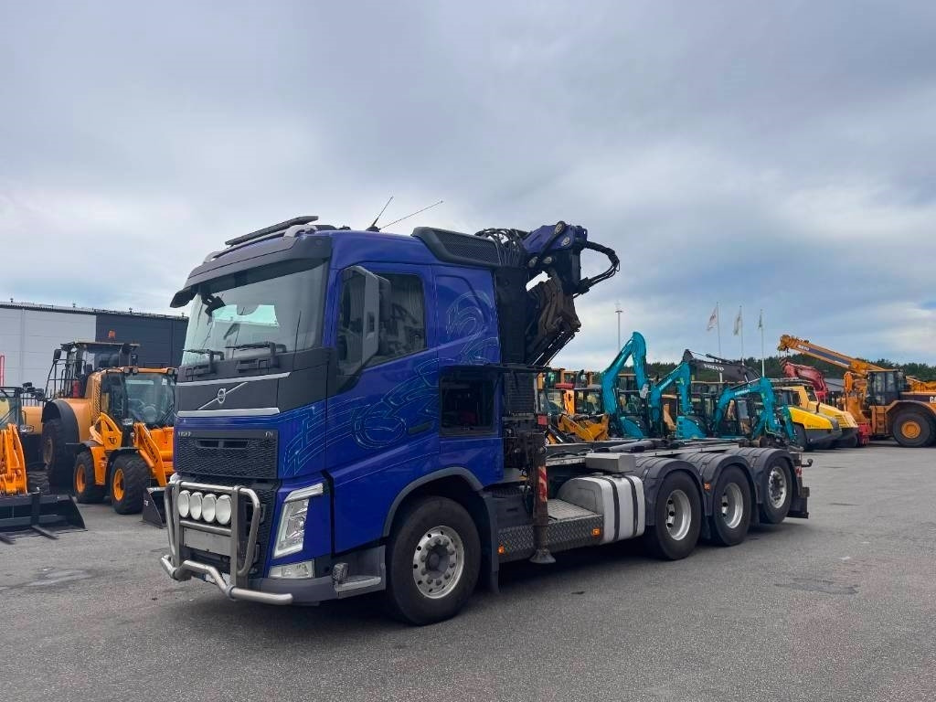 Volvo FH550 Kranväxlare - Nyergesvontató: 5 kép. Volvo FH550 Kranväxlare - Nyergesvontató: 5 kép.