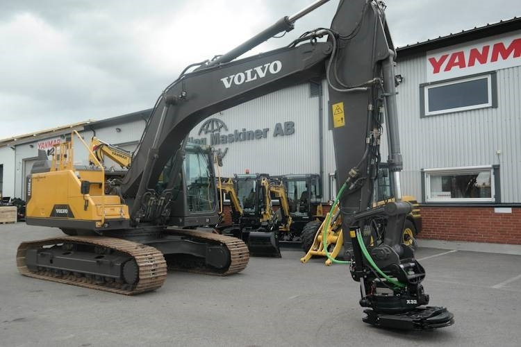 Volvo EC250 ELn *Uthyres* - Lánctalpas kotró: 1 kép. Volvo EC250 ELn *Uthyres* - Lánctalpas kotró: 1 kép.