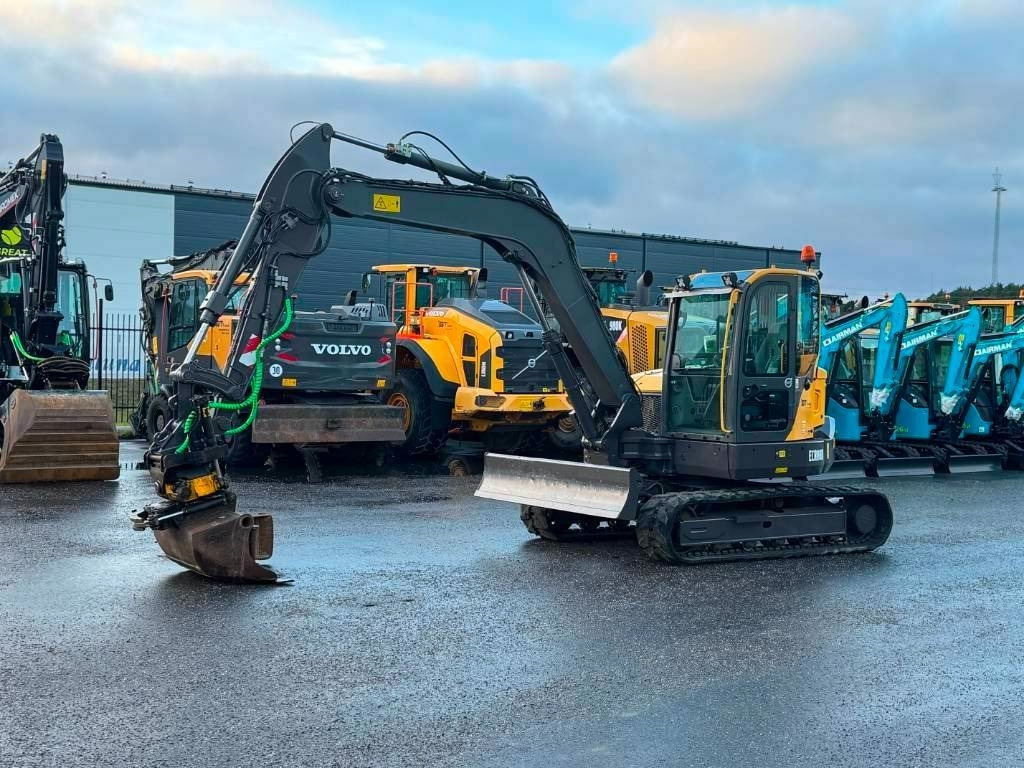 Volvo ECR 88 D - Minikotró: 3 kép. Volvo ECR 88 D - Minikotró: 3 kép.
