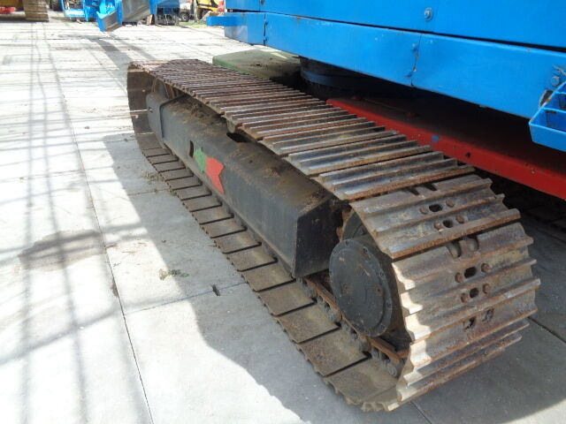 Teleszkópos emelő Aichi SR18A: 17 kép.