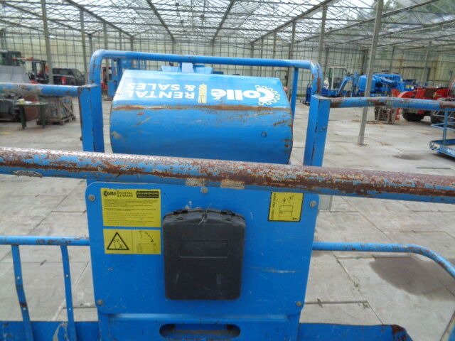 Teleszkópos emelő Aichi SR18A: 13 kép.