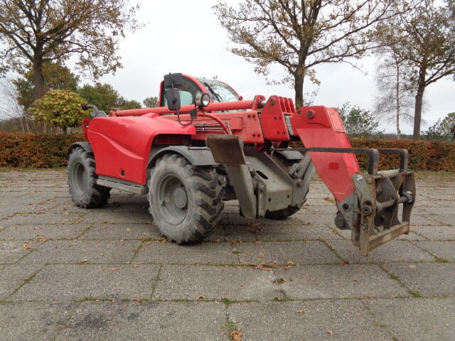 Haulotte HTL3614 - Teleszkópos rakodó: 3 kép. Haulotte HTL3614 - Teleszkópos rakodó: 3 kép.