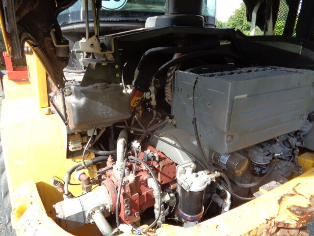 Volvo L30 - Gumikerekes homlokrakodó: 4 kép. Volvo L30 - Gumikerekes homlokrakodó: 4 kép.