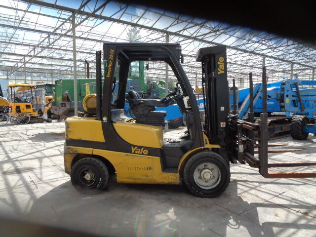 Villás targonca Yale GLP25: 9 kép.