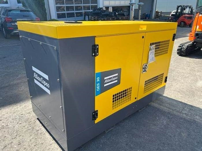 Atlas Copco QES 30 - Áramfejlesztő: 2 kép. Atlas Copco QES 30 - Áramfejlesztő: 2 kép.