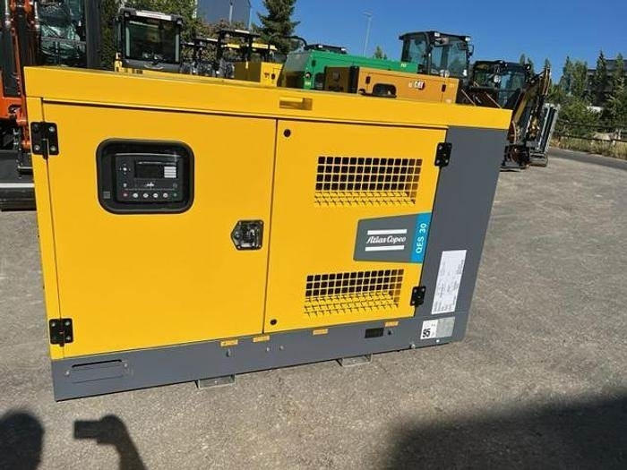 Atlas Copco QES 30 - Áramfejlesztő: 1 kép. Atlas Copco QES 30 - Áramfejlesztő: 1 kép.