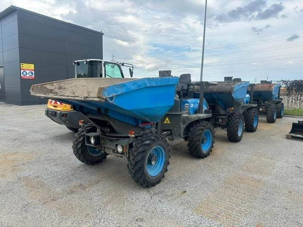 Ausa D450 AHG - Minidömper: 1 kép. Ausa D450 AHG - Minidömper: 1 kép.