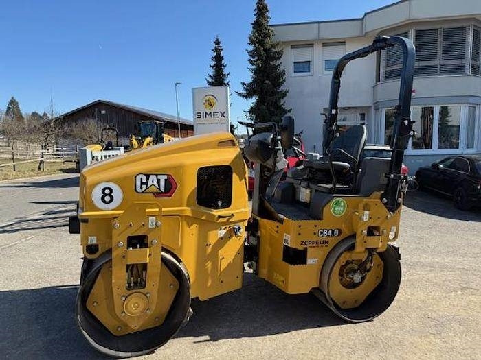 CAT CB4.0 - Úthenger: 1 kép. CAT CB4.0 - Úthenger: 1 kép.