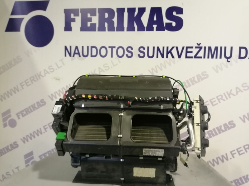 DAF - Fűtőmotor - Teherautó: 1 kép. DAF - Fűtőmotor - Teherautó: 1 kép.