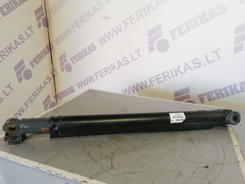 DAF cabin tilt - Hidraulikus henger - Teherautó: 1 kép. DAF cabin tilt - Hidraulikus henger - Teherautó: 1 kép.