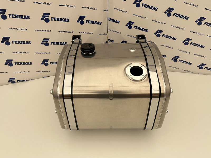 Hydraulic aluminum oil tank 250L - Hidraulikus tartály - Teherautó: 1 kép. Hydraulic aluminum oil tank 250L - Hidraulikus tartály - Teherautó: 1 kép.