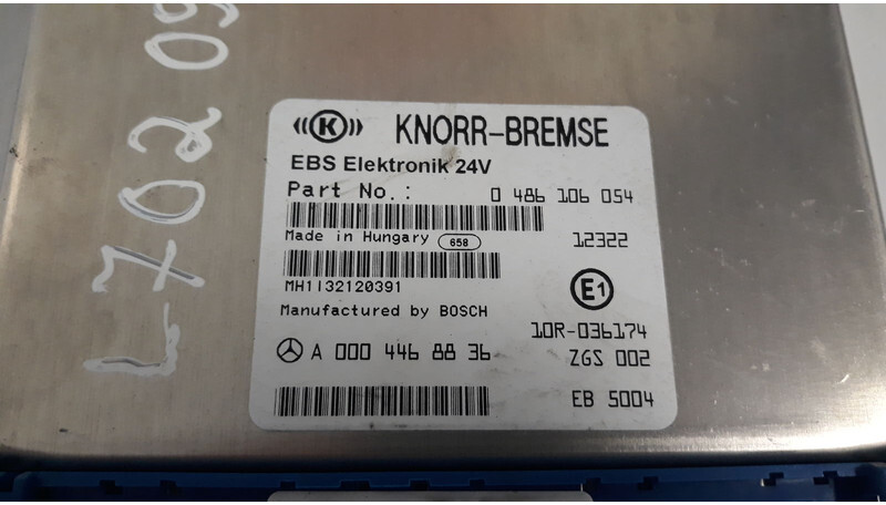 KNORR-BREMSE Actros MP4 - ECU - Teherautó: 3 kép. KNORR-BREMSE Actros MP4 - ECU - Teherautó: 3 kép.
